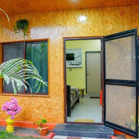Lotus Pond Resort & Spa Bapatla Ngoại thất bức ảnh